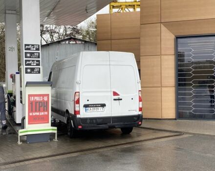 Белый Рено Мастер, объемом двигателя 2.3 л и пробегом 290 тыс. км за 17000 $, фото 3 на Automoto.ua