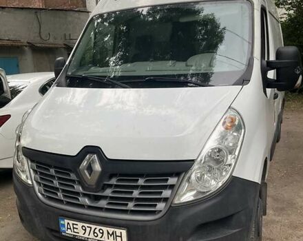 Белый Рено Мастер, объемом двигателя 2.3 л и пробегом 284 тыс. км за 12500 $, фото 2 на Automoto.ua