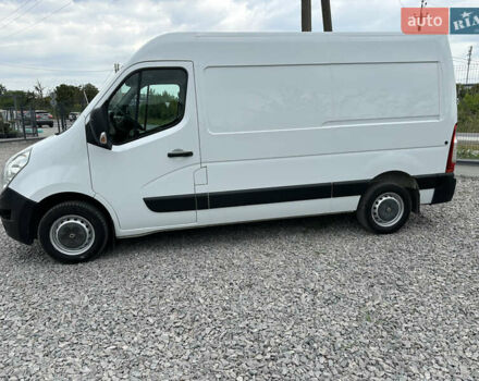 Белый Рено Мастер, объемом двигателя 2.3 л и пробегом 242 тыс. км за 16200 $, фото 3 на Automoto.ua