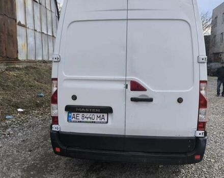 Белый Рено Мастер, объемом двигателя 2.3 л и пробегом 470 тыс. км за 10500 $, фото 4 на Automoto.ua