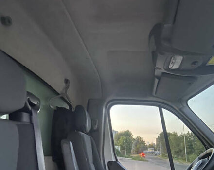 Белый Рено Мастер, объемом двигателя 2.3 л и пробегом 344 тыс. км за 15300 $, фото 17 на Automoto.ua