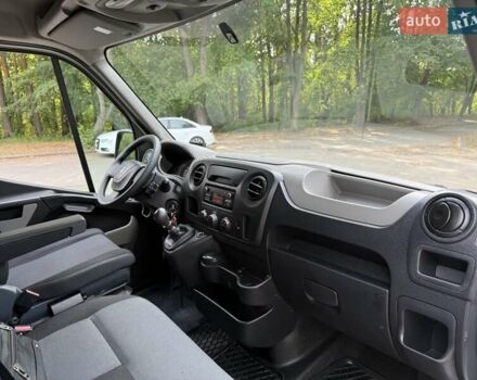 Белый Рено Мастер, объемом двигателя 2.3 л и пробегом 245 тыс. км за 12700 $, фото 48 на Automoto.ua