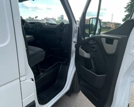 Белый Рено Мастер, объемом двигателя 2.3 л и пробегом 315 тыс. км за 14800 $, фото 15 на Automoto.ua