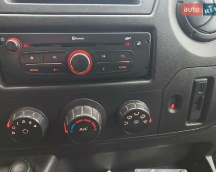 Белый Рено Мастер, объемом двигателя 2.3 л и пробегом 300 тыс. км за 15500 $, фото 21 на Automoto.ua