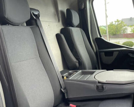 Белый Рено Мастер, объемом двигателя 2.3 л и пробегом 315 тыс. км за 14800 $, фото 17 на Automoto.ua