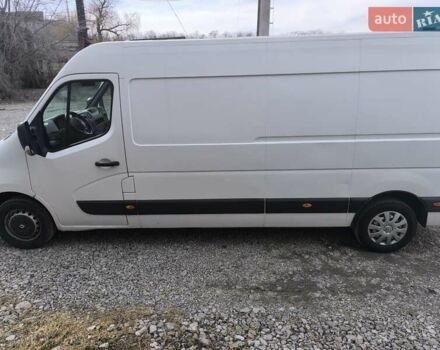 Белый Рено Мастер, объемом двигателя 2.3 л и пробегом 470 тыс. км за 10500 $, фото 2 на Automoto.ua