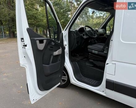 Белый Рено Мастер, объемом двигателя 2.3 л и пробегом 245 тыс. км за 12700 $, фото 29 на Automoto.ua