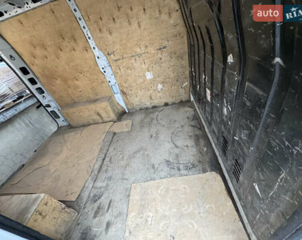 Белый Рено Мастер, объемом двигателя 2.3 л и пробегом 590 тыс. км за 11000 $, фото 12 на Automoto.ua