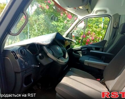 Білий Рено Мастєр, об'ємом двигуна 2.3 л та пробігом 185 тис. км за 13580 $, фото 3 на Automoto.ua