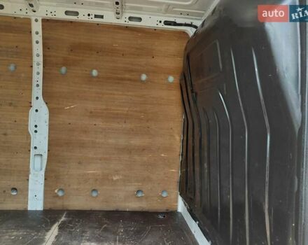 Белый Рено Мастер, объемом двигателя 2.3 л и пробегом 282 тыс. км за 13900 $, фото 16 на Automoto.ua