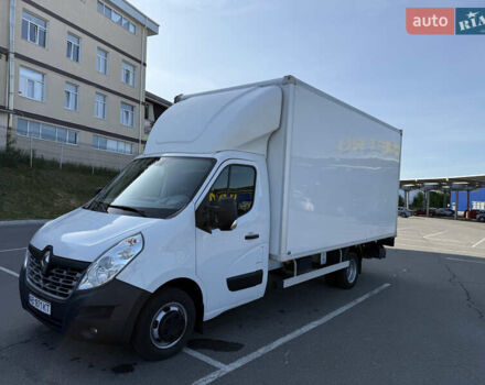 Белый Рено Мастер, объемом двигателя 2.3 л и пробегом 283 тыс. км за 21300 $, фото 2 на Automoto.ua