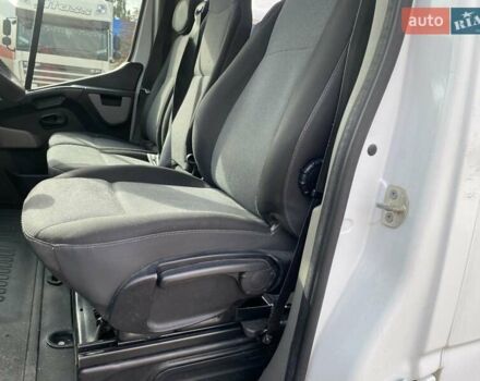 Білий Рено Мастєр, об'ємом двигуна 2.3 л та пробігом 215 тис. км за 16700 $, фото 10 на Automoto.ua