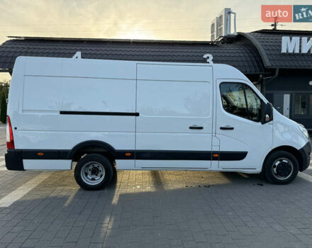 Белый Рено Мастер, объемом двигателя 2.3 л и пробегом 220 тыс. км за 22500 $, фото 8 на Automoto.ua