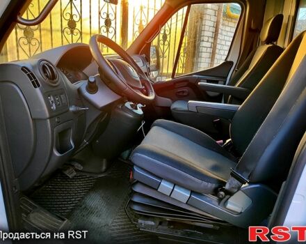 Білий Рено Мастєр, об'ємом двигуна 2.5 л та пробігом 189 тис. км за 14500 $, фото 1 на Automoto.ua