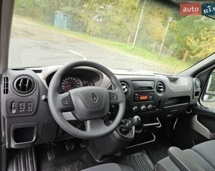 Белый Рено Мастер, объемом двигателя 2.3 л и пробегом 190 тыс. км за 15300 $, фото 62 на Automoto.ua