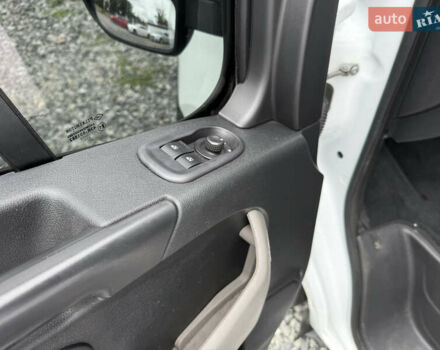Білий Рено Мастєр, об'ємом двигуна 2.3 л та пробігом 260 тис. км за 19900 $, фото 12 на Automoto.ua
