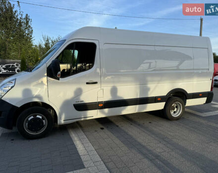 Белый Рено Мастер, объемом двигателя 2.3 л и пробегом 220 тыс. км за 22500 $, фото 2 на Automoto.ua