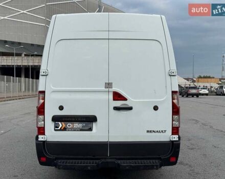 Белый Рено Мастер, объемом двигателя 2.3 л и пробегом 265 тыс. км за 16190 $, фото 2 на Automoto.ua