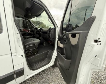 Рено Мастер 2017 в Умани на Automoto.ua Белый Рено Мастер, объемом двигателя 2.3 л и пробегом 260 тыс. км за 19900 $, фото 14 на Automoto.ua