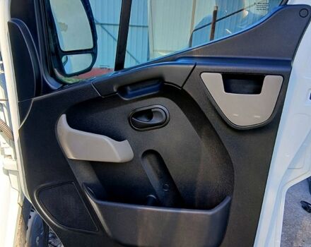 Белый Рено Мастер, объемом двигателя 2.3 л и пробегом 162 тыс. км за 17200 $, фото 8 на Automoto.ua