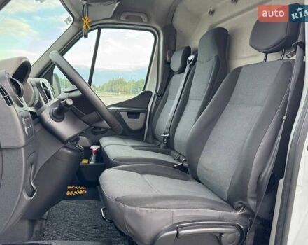 Белый Рено Мастер, объемом двигателя 2.3 л и пробегом 265 тыс. км за 16190 $, фото 10 на Automoto.ua