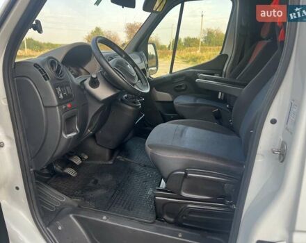 Белый Рено Мастер, объемом двигателя 2.3 л и пробегом 250 тыс. км за 17500 $, фото 11 на Automoto.ua