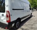 Белый Рено Мастер, объемом двигателя 2.3 л и пробегом 387 тыс. км за 14000 $, фото 2 на Automoto.ua