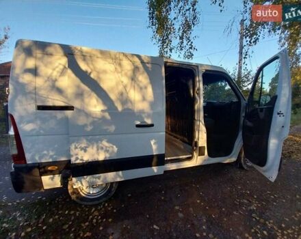 Белый Рено Мастер, объемом двигателя 2.3 л и пробегом 260 тыс. км за 12500 $, фото 4 на Automoto.ua
