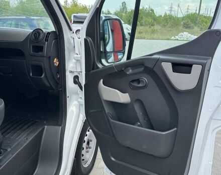 Белый Рено Мастер, объемом двигателя 2.3 л и пробегом 112 тыс. км за 17500 $, фото 16 на Automoto.ua