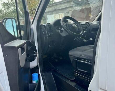 Белый Рено Мастер, объемом двигателя 2.3 л и пробегом 320 тыс. км за 15100 $, фото 10 на Automoto.ua
