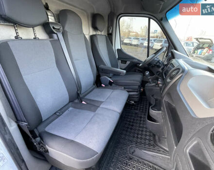 Белый Рено Мастер, объемом двигателя 2.3 л и пробегом 250 тыс. км за 14000 $, фото 21 на Automoto.ua