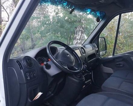 Белый Рено Мастер, объемом двигателя 2.3 л и пробегом 260 тыс. км за 12500 $, фото 12 на Automoto.ua