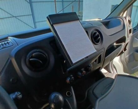 Белый Рено Мастер, объемом двигателя 2.3 л и пробегом 162 тыс. км за 17500 $, фото 13 на Automoto.ua