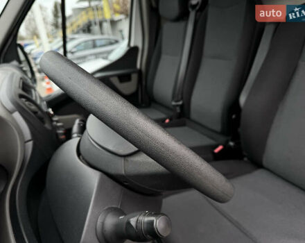 Білий Рено Мастєр, об'ємом двигуна 2.3 л та пробігом 441 тис. км за 12650 $, фото 43 на Automoto.ua