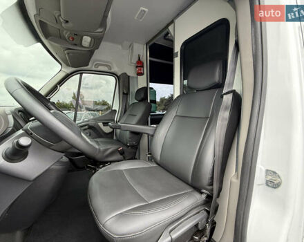 Білий Рено Мастєр, об'ємом двигуна 2.3 л та пробігом 260 тис. км за 19900 $, фото 13 на Automoto.ua