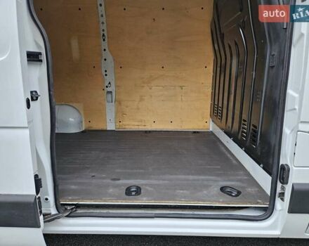 Белый Рено Мастер, объемом двигателя 2.3 л и пробегом 190 тыс. км за 15300 $, фото 42 на Automoto.ua