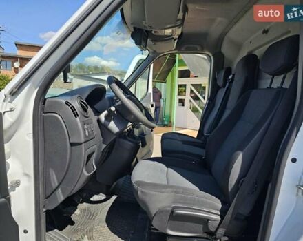 Білий Рено Мастєр, об'ємом двигуна 2.3 л та пробігом 187 тис. км за 15500 $, фото 24 на Automoto.ua