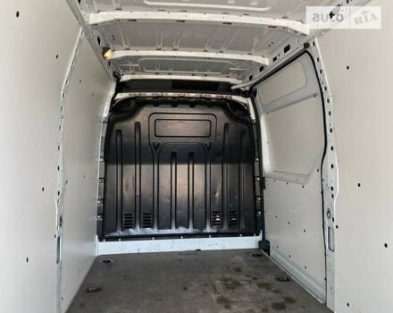 Белый Рено Мастер, объемом двигателя 2.3 л и пробегом 213 тыс. км за 16000 $, фото 18 на Automoto.ua