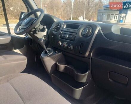 Белый Рено Мастер, объемом двигателя 2.3 л и пробегом 239 тыс. км за 15300 $, фото 20 на Automoto.ua