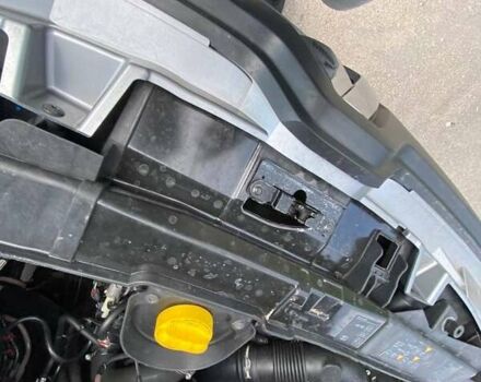 Белый Рено Мастер, объемом двигателя 2.3 л и пробегом 213 тыс. км за 16000 $, фото 2 на Automoto.ua