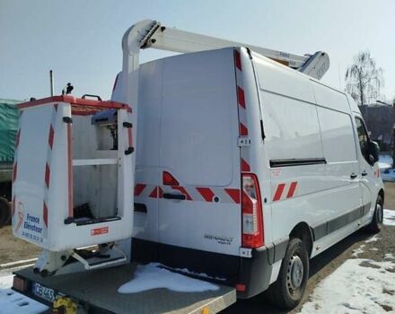 Белый Рено Мастер, объемом двигателя 2.3 л и пробегом 104 тыс. км за 20800 $, фото 2 на Automoto.ua