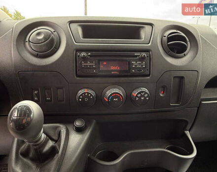 Белый Рено Мастер, объемом двигателя 2.3 л и пробегом 250 тыс. км за 16500 $, фото 12 на Automoto.ua