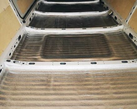 Белый Рено Мастер, объемом двигателя 2.3 л и пробегом 115 тыс. км за 18000 $, фото 21 на Automoto.ua