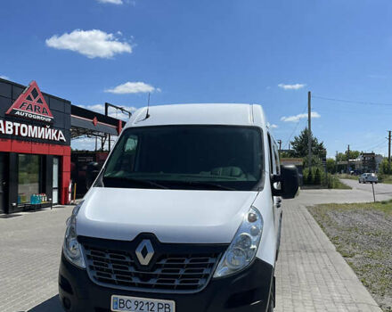 Белый Рено Мастер, объемом двигателя 2.3 л и пробегом 297 тыс. км за 19000 $, фото 1 на Automoto.ua