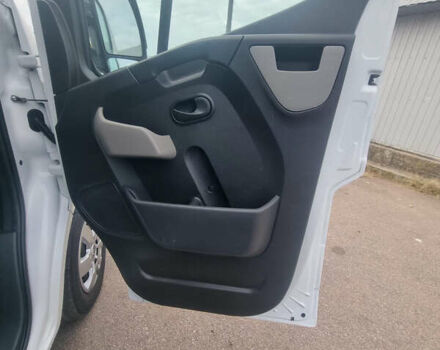 Рено Мастєр 2018 у Бердичеве на Automoto.ua Білий Рено Мастєр, об'ємом двигуна 2.3 л та пробігом 195 тис. км за 17500 $, фото 26 на Automoto.ua