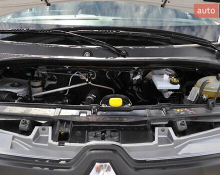 Рено Мастер 2018 в Киеве на Automoto.ua Белый Рено Мастер, объемом двигателя 2.3 л и пробегом 264 тыс. км за 22500 $, фото 63 на Automoto.ua