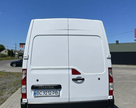 Белый Рено Мастер, объемом двигателя 2.3 л и пробегом 297 тыс. км за 19000 $, фото 12 на Automoto.ua