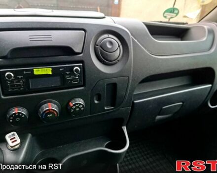 Белый Рено Мастер, объемом двигателя 2.3 л и пробегом 262 тыс. км за 15500 $, фото 6 на Automoto.ua