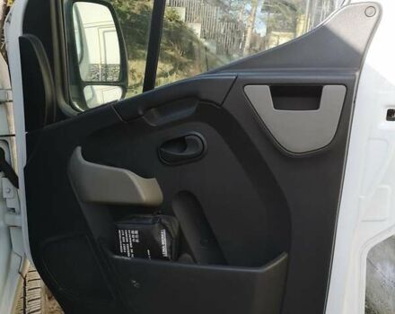 Белый Рено Мастер, объемом двигателя 2.3 л и пробегом 115 тыс. км за 18000 $, фото 7 на Automoto.ua