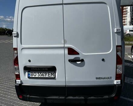 Белый Рено Мастер, объемом двигателя 2.3 л и пробегом 226 тыс. км за 17300 $, фото 1 на Automoto.ua